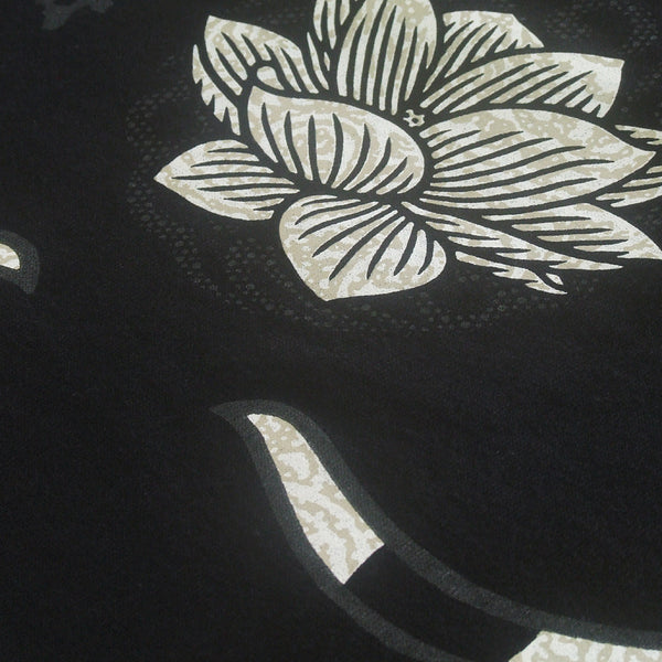 BUDDHA EYES T-shirt.