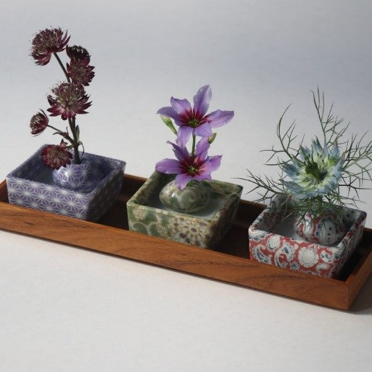 Single-flower Vase (3 stands with wooden tray)