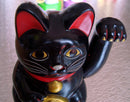 Solar Maneki Neko Black.