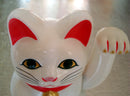 Solar maneki neko from Japan.